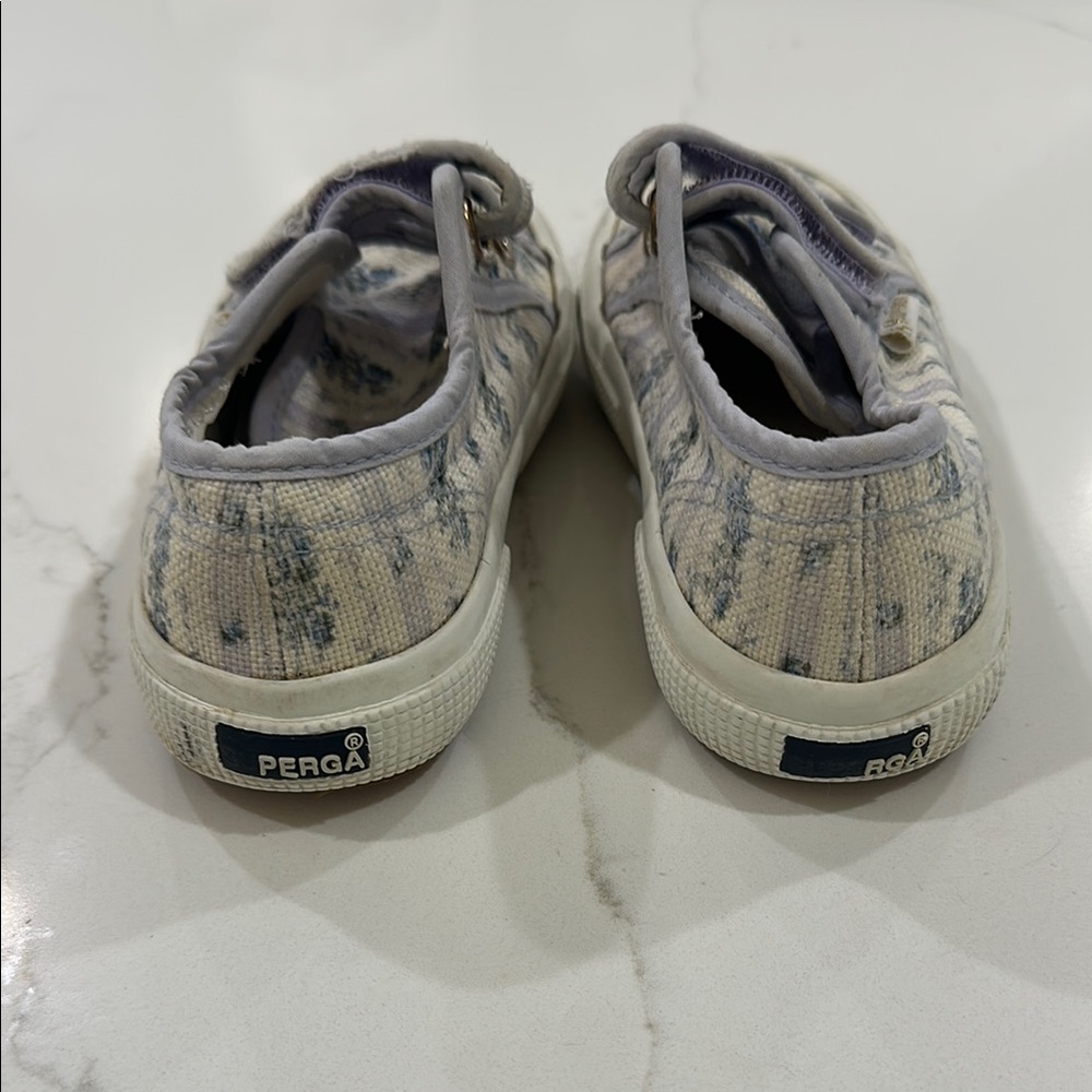 Girls LoveShackFancy Velcro Sneakers size 27 - Picture 2 of 2